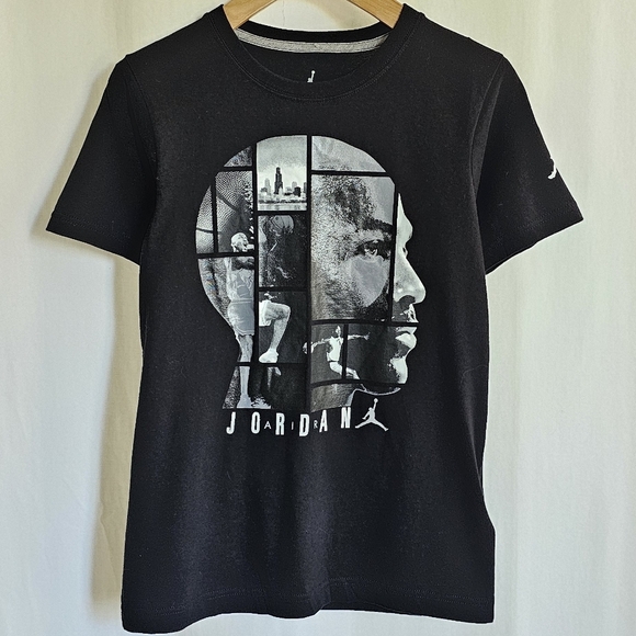 Nike Air Jordan XV Kids Black & White Graphic T-Shirt - Picture 9 of 16